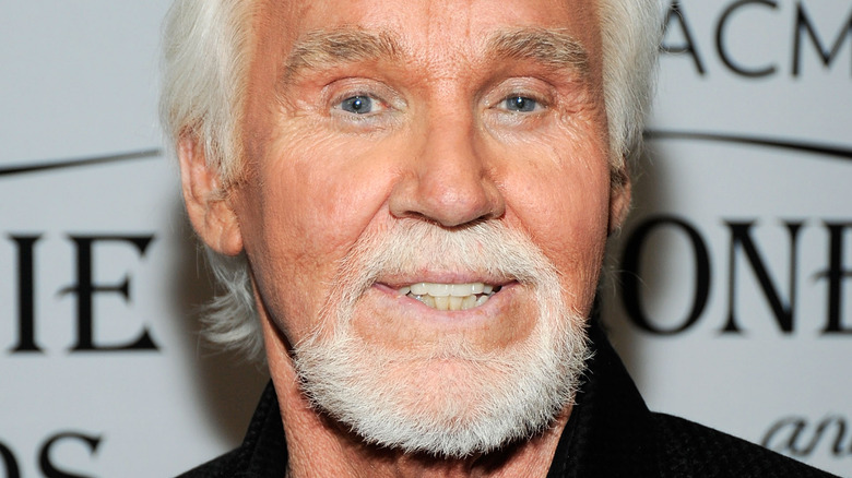 Kenny Rogers on the red carpet