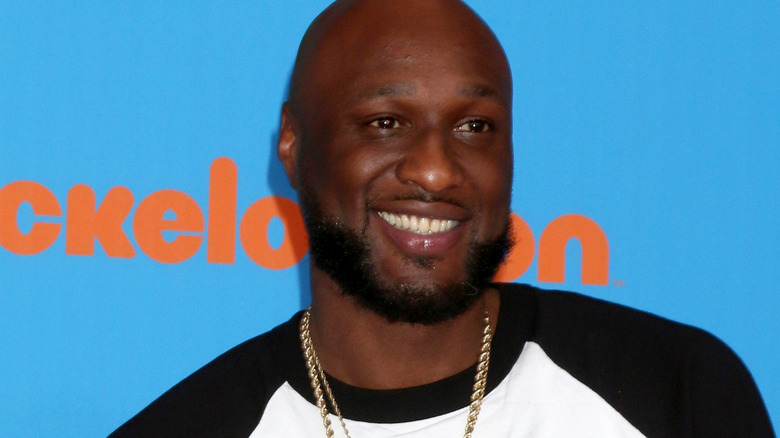 Lamar Odom smiing 
