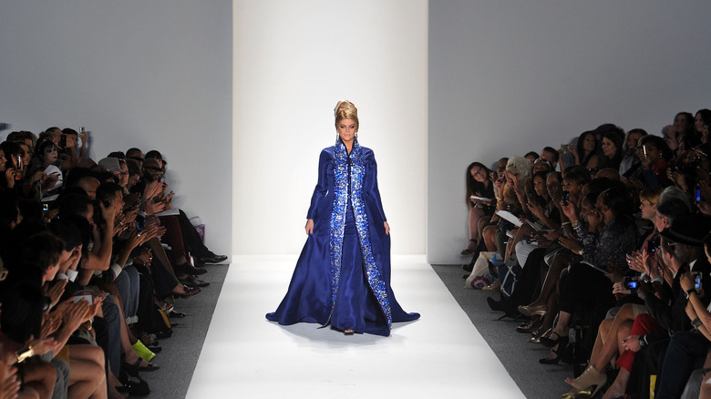 Kirstie Alley walking runway
