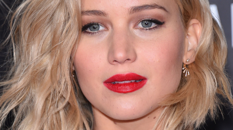 Jennifer Lawrence in red lipstick