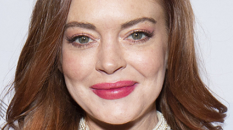 Lindsay Lohan pink lipstick