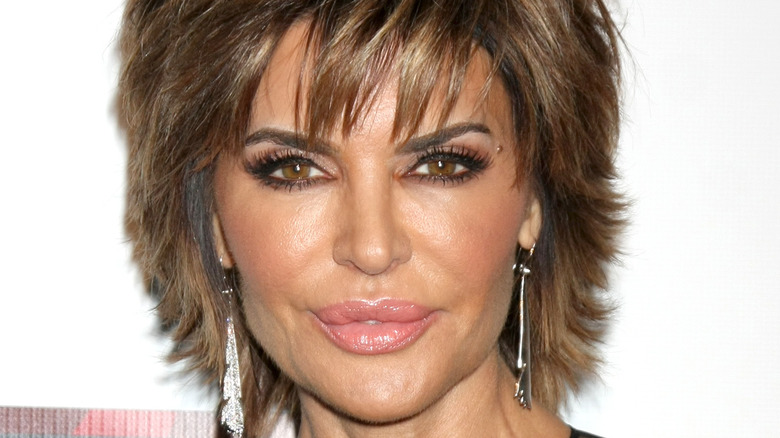 Lisa Rinna headshot