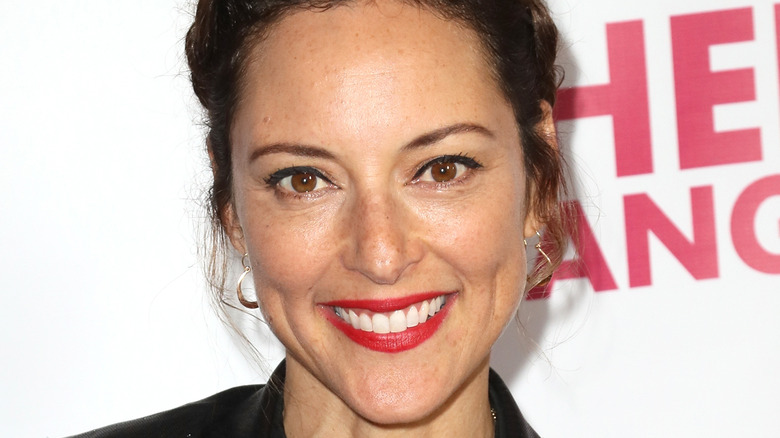 Lola Glaudini smiling