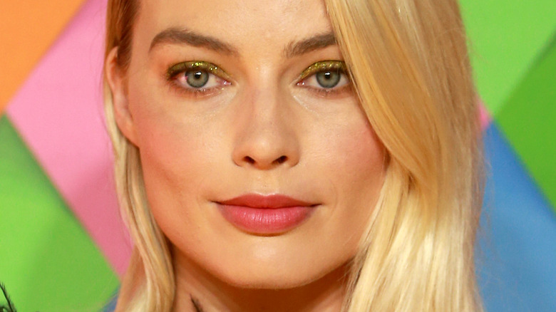 Margot Robbie with glittery eyeshadow 