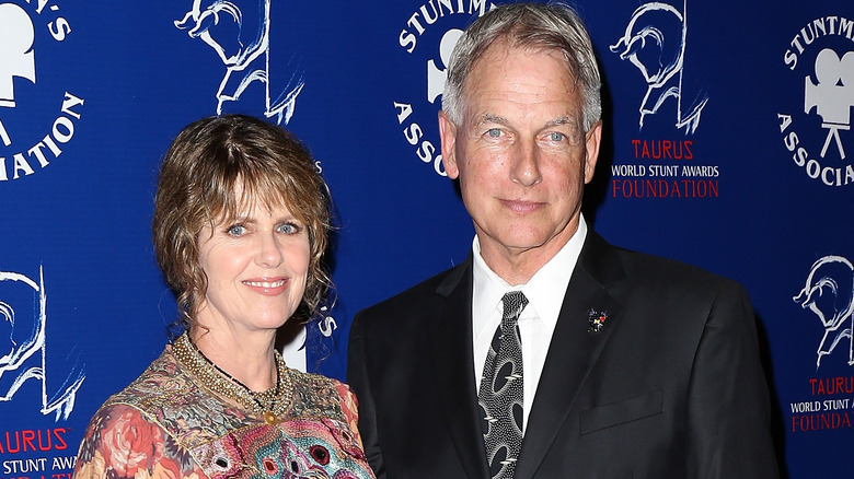 Mark Harmon and Pam Dawber pose together