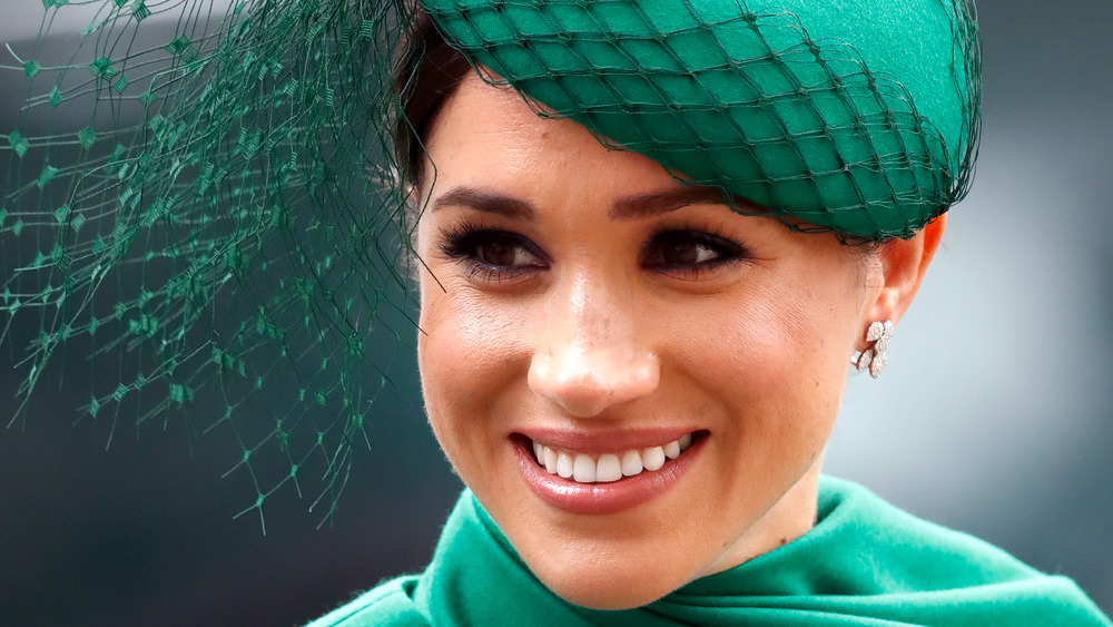 Meghan Markle wearing green at an event