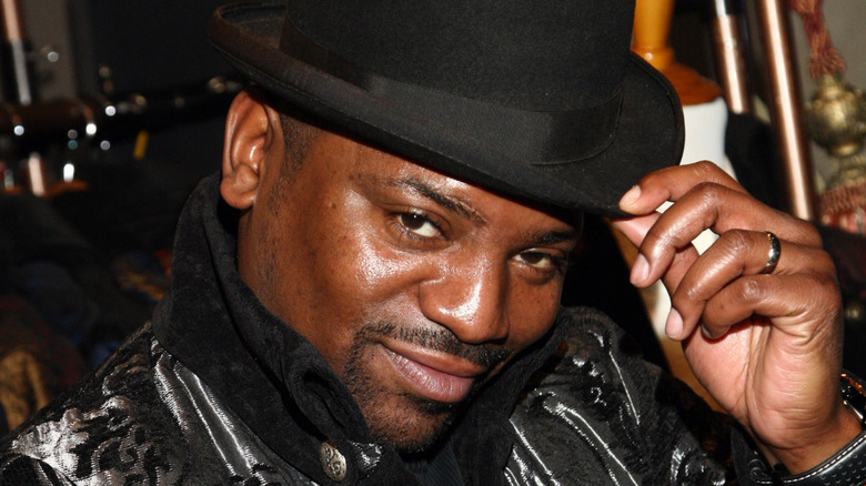 Mekhi Phifer posing for cameras