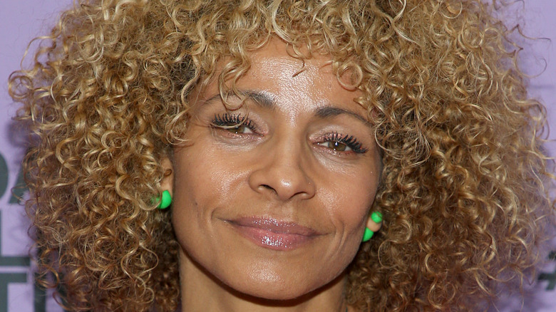 michelle hurd smiling