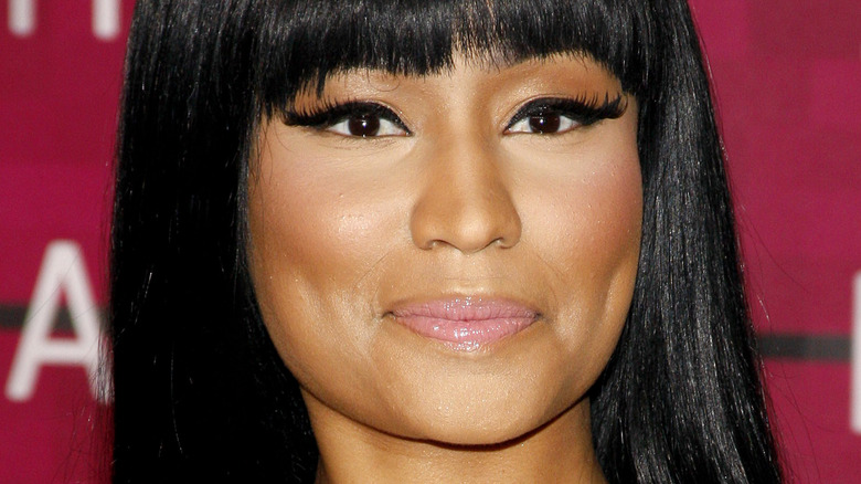 Nicki minaj smirking