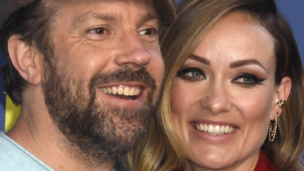 Jason Sudeikis and Olivia Wilde smiling