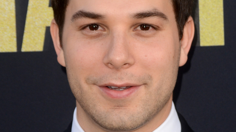 Skylar Astin on the red carpet