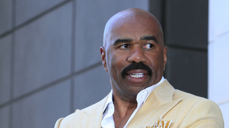 Steve Harvey in suit