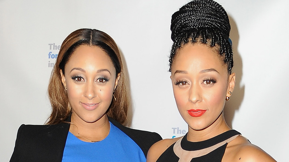 Tamera Mowry Housley and Tia Mowry-Hardrict 