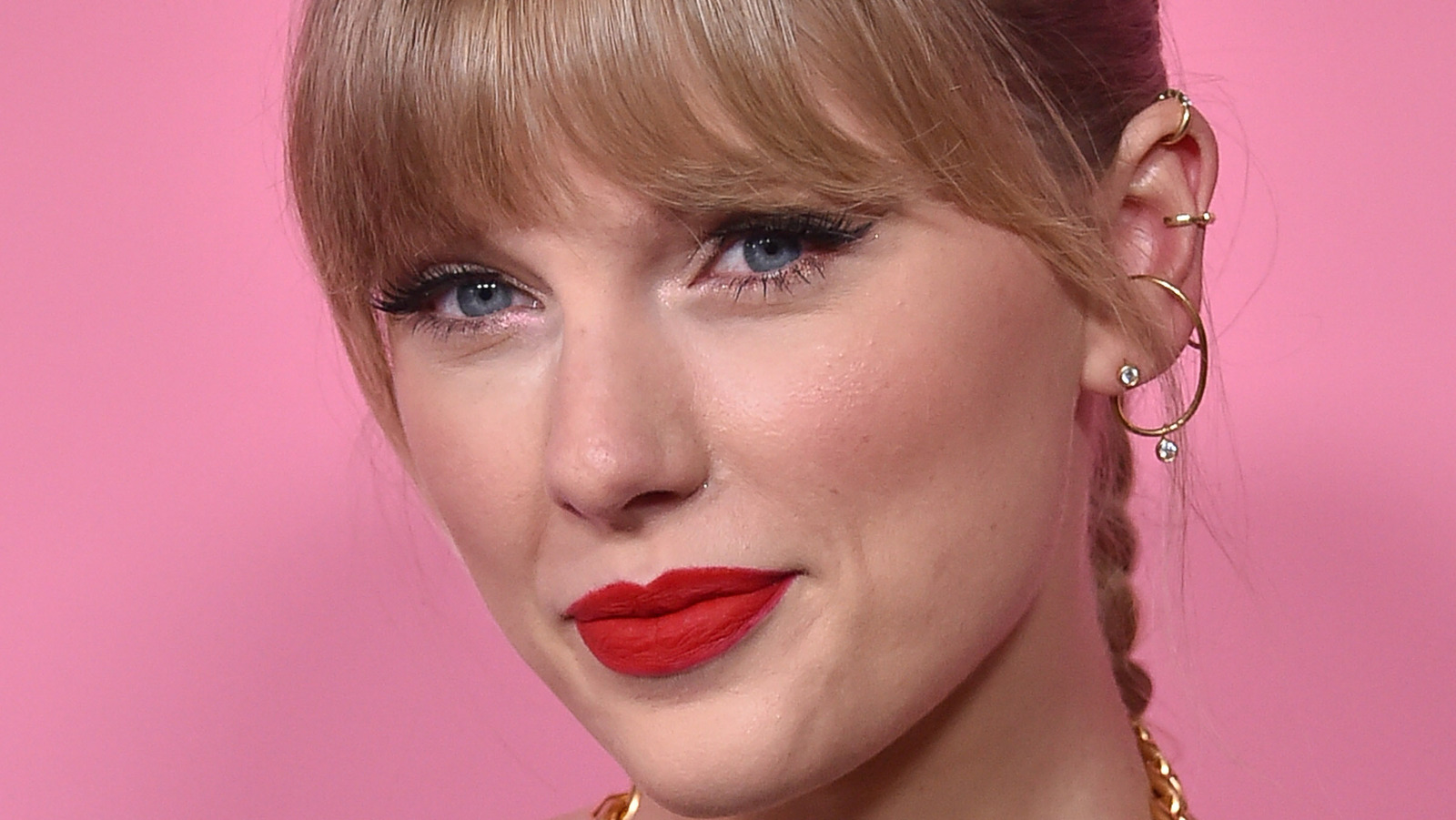 Why Taylor Swift's BRIT Awards Outfit Has Fans Going Wild