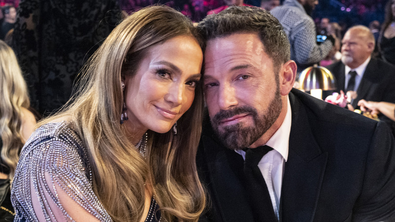 Jennifer Lopez and Ben Affleck posing