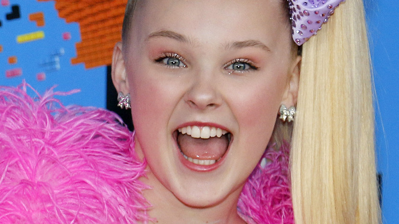 JoJo Siwa smiling on red carpet