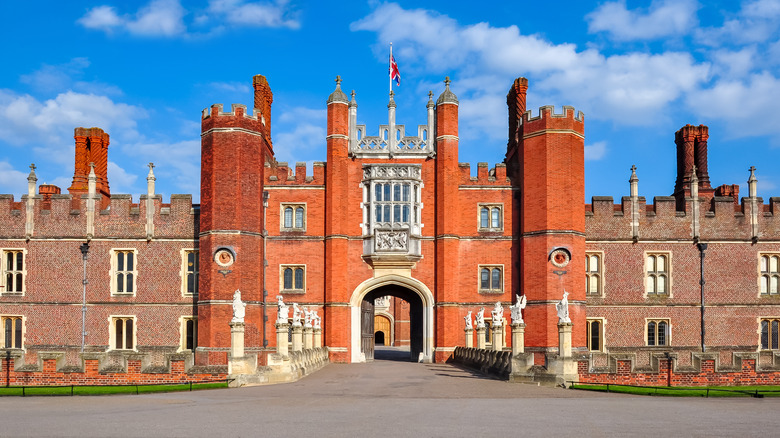 Hampton Court Palace