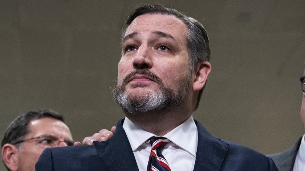  U.S. Sens. Ted Cruz talks to press during President Trump's first impeachment hearing Jan. 27, 2020