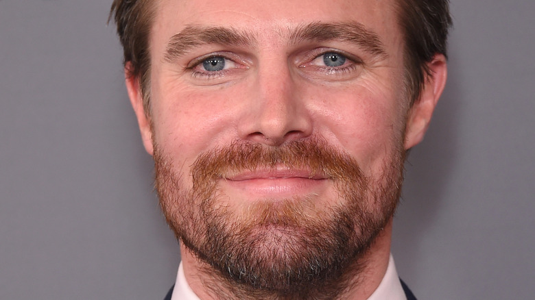 Stephen Amell on red carpet 