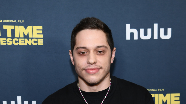 Pete Davidson posing