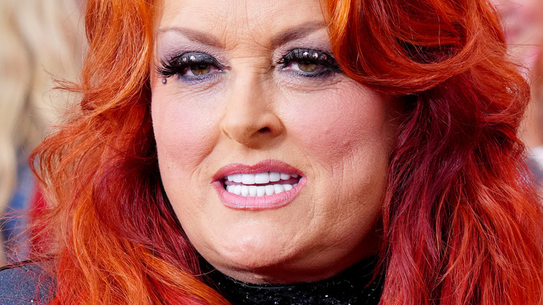 Wynonna Judd red carpet