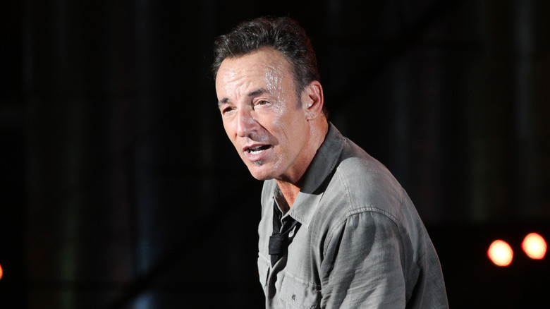 Bruce Springsteen sweating