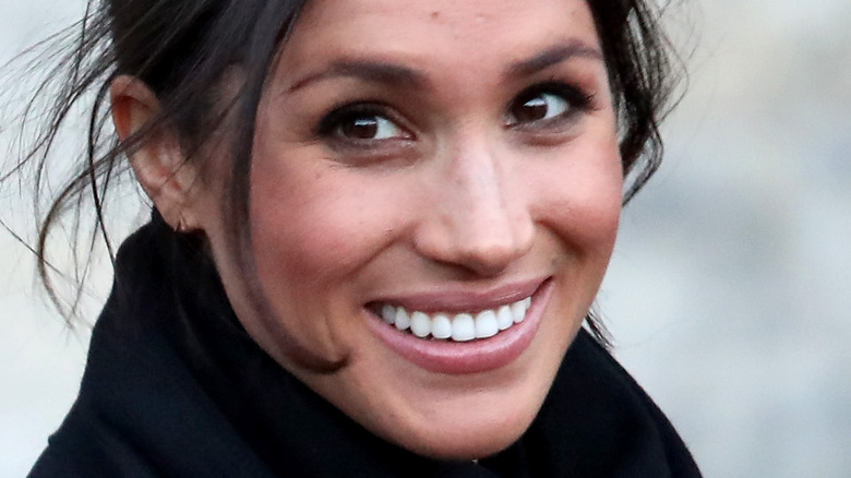 Meghan Markle messy hair