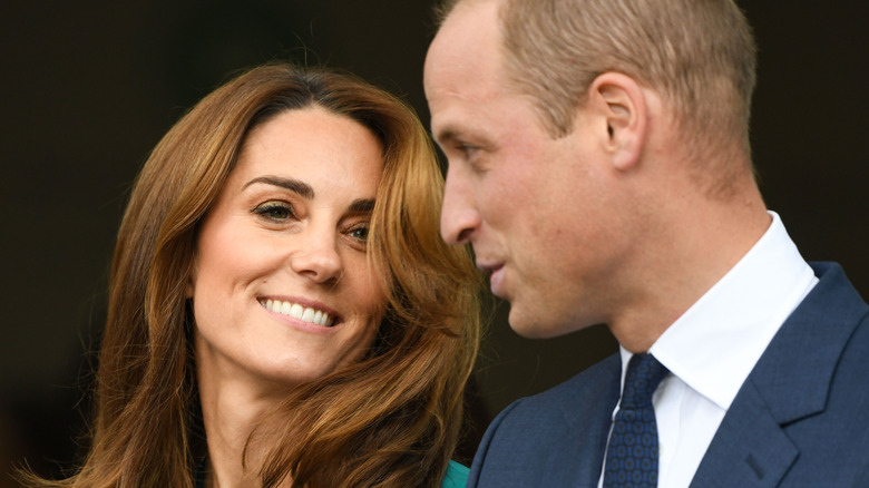 Kate Middleton gazing Prince William