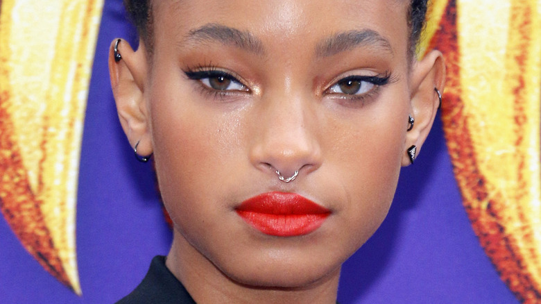 Willow Smith song red lipstick