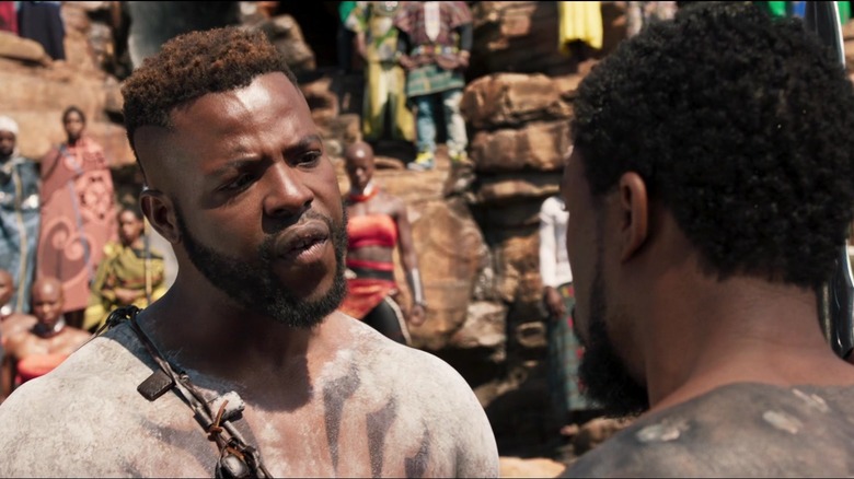 Chadwick Boseman, Winston Duke wrestling