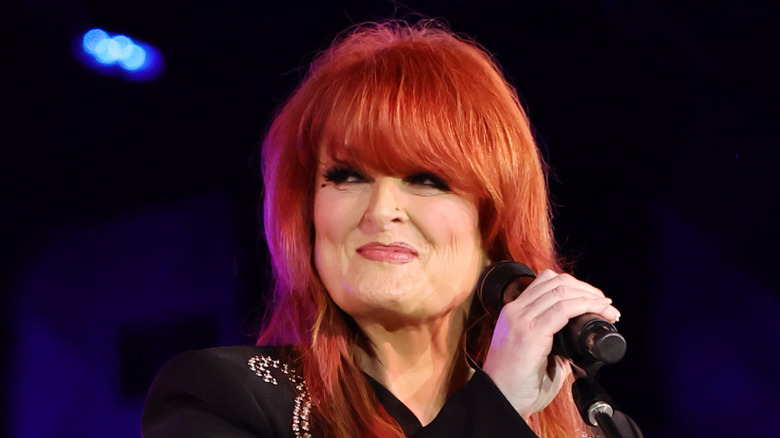 Wynonna Judd wearing black eyeshadow