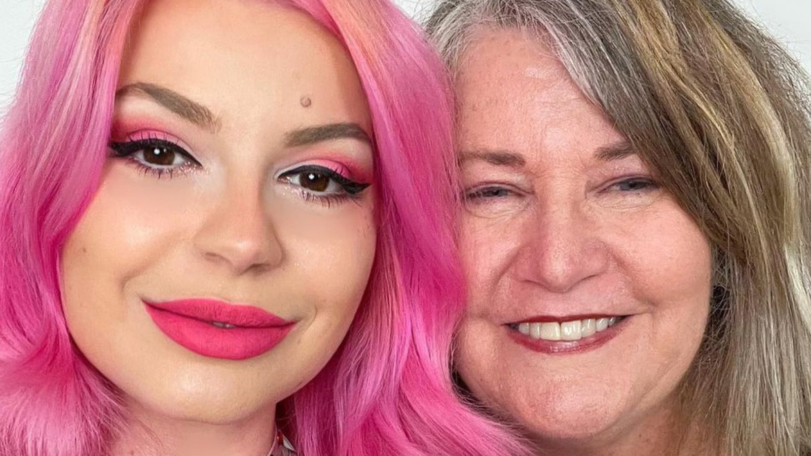 YouTube Star Relationships With Questionable Age Gaps – Nicki Swift