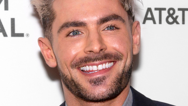 Zac Efron smile 