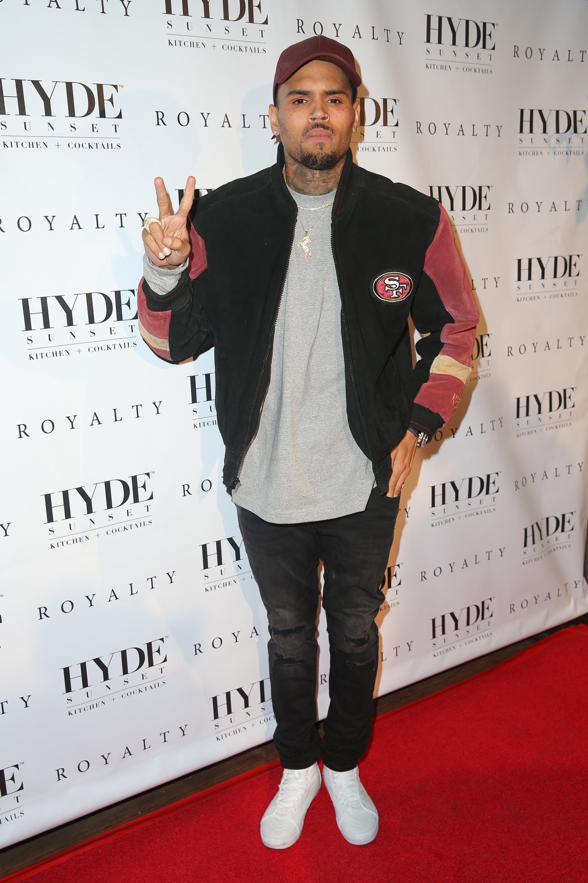 chris brown grey sweatpants