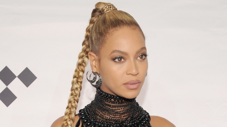 CMA Denies Deleting Footage Of Beyoncé, Dixie Chicks After Backlash