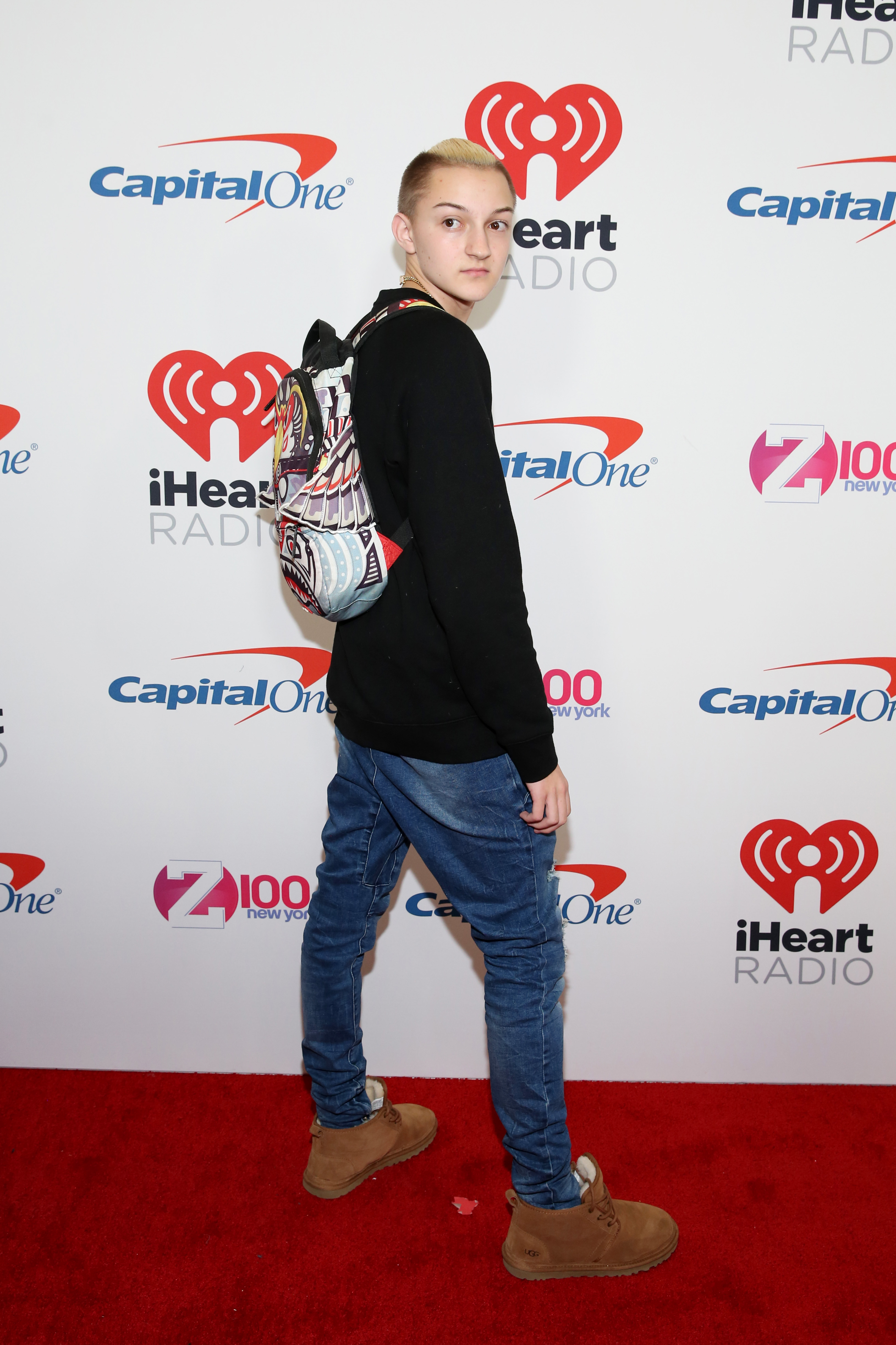 tmz backpack kid