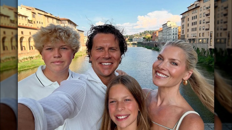 Ali Larter and Hayes MacArthur with their kids